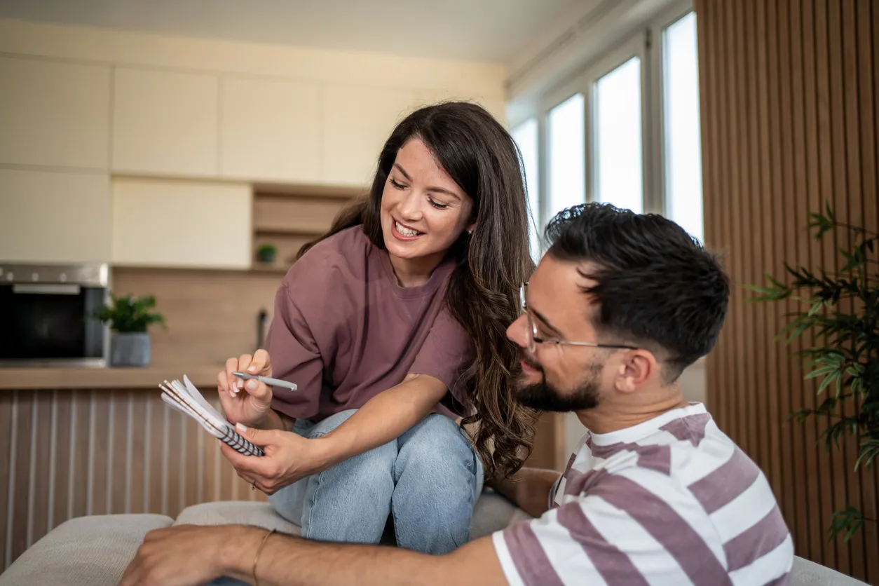 Couple Talking about Getting an Emergency Loan in Prescott